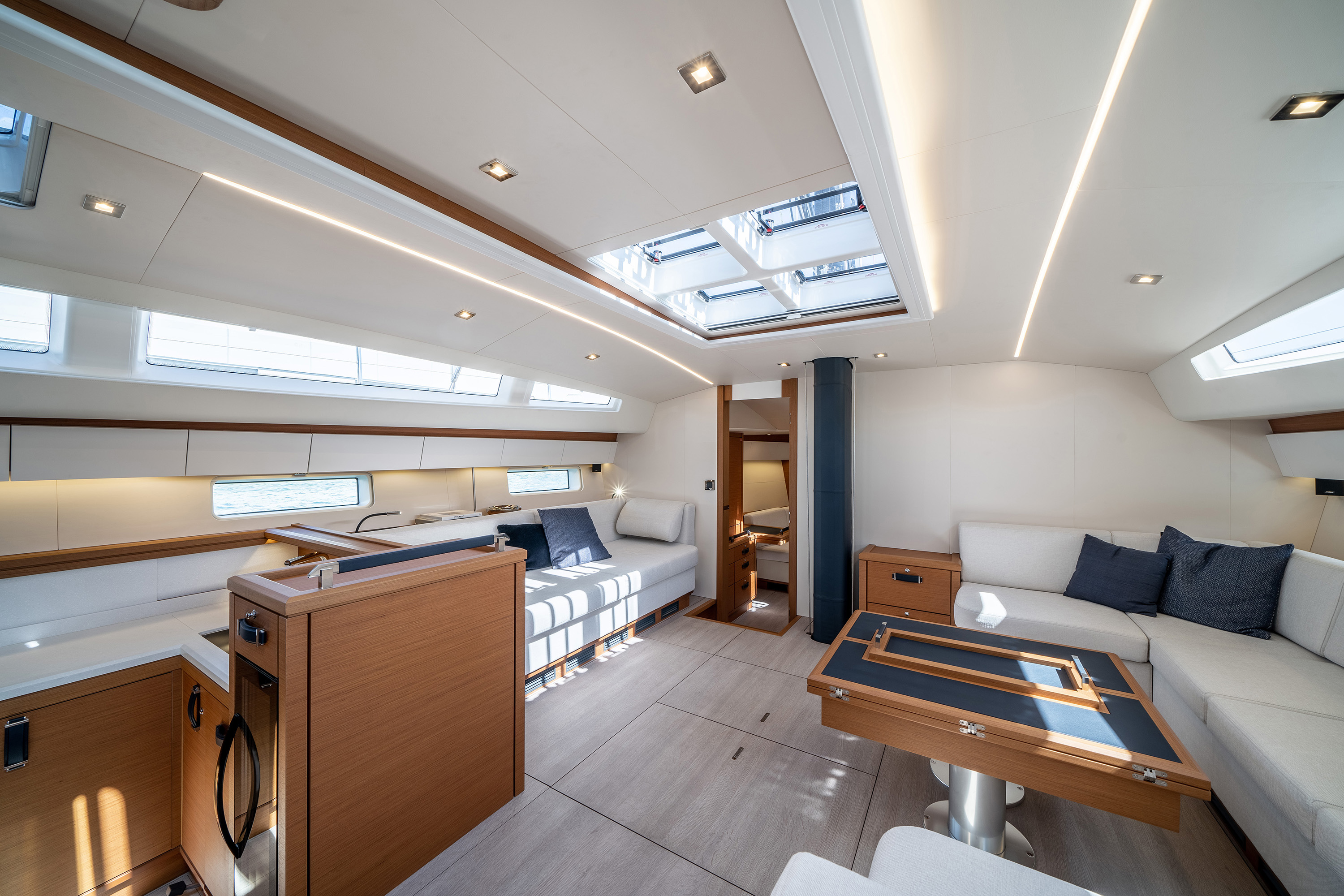 Jeanneau 65