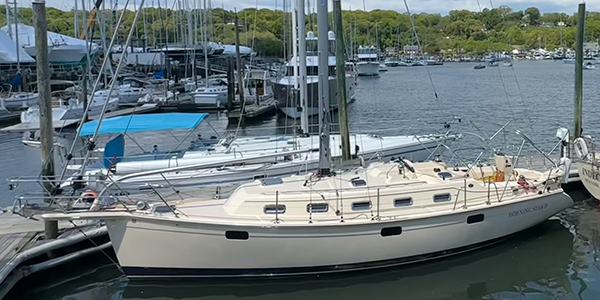 Island Packet 349